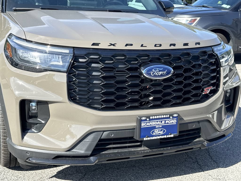 New 2026 Ford Explorer ST AWD/4WD image 8