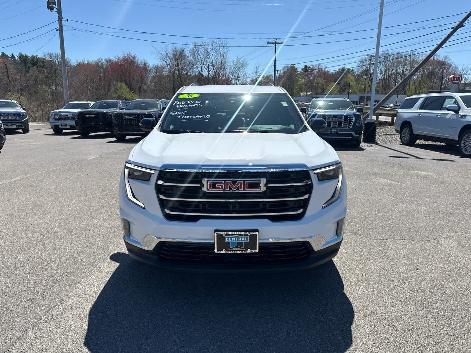 Used 2026 GMC Acadia Elevation w/ Elevation Premium Package AWD/4WD image 8