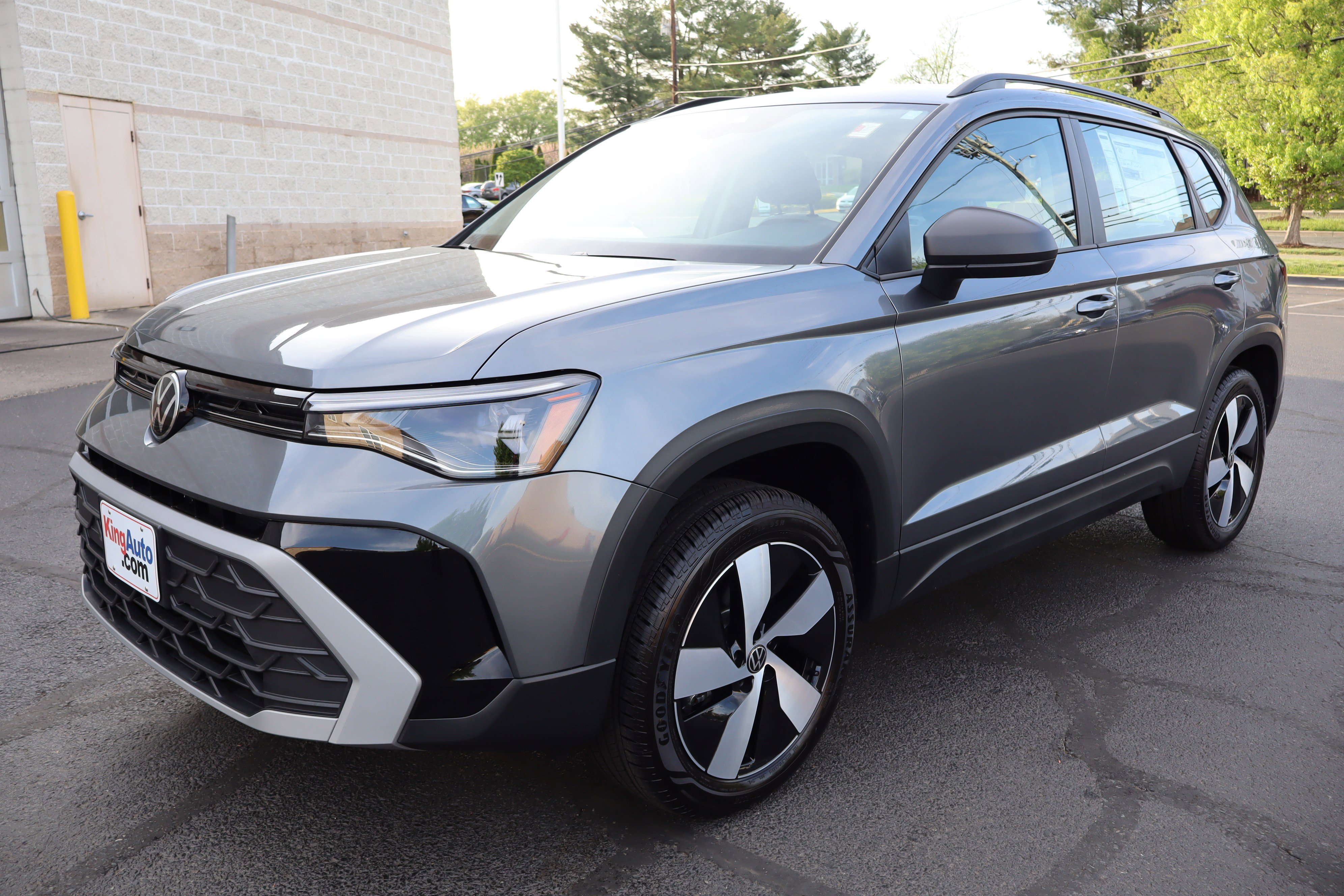 Certified 2025 Volkswagen Taos S image 8