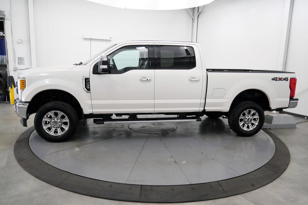 Used 2017 Ford F250 Lariat w/ Lariat Ultimate Package AWD/4WD image 4