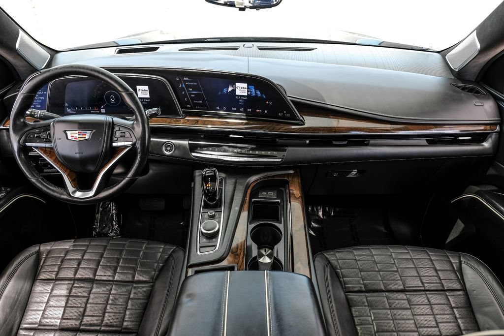 Used 2021 Cadillac Escalade Sport Platinum w/ LPO, ONYX Package AWD/4WD image 11