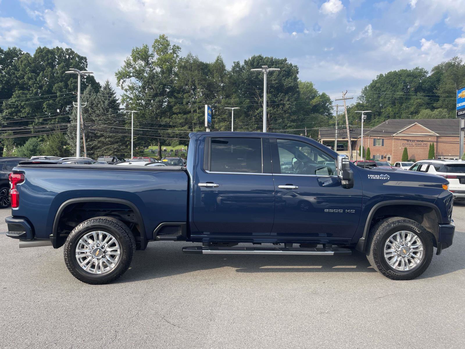 Certified 2022 Chevrolet Silverado 2500 High Country w/ Safety Package II AWD/4WD image 2
