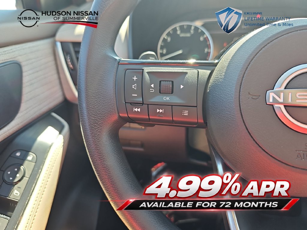 Used 2023 Nissan Rogue SV FWD image 18