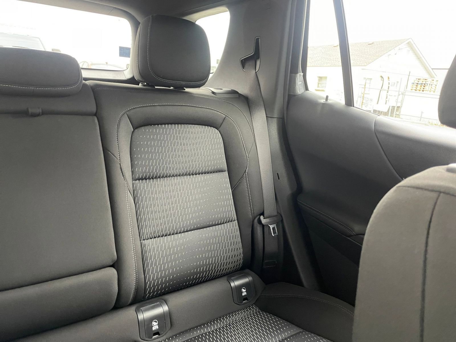 Used 2025 Chevrolet Equinox LT image 36