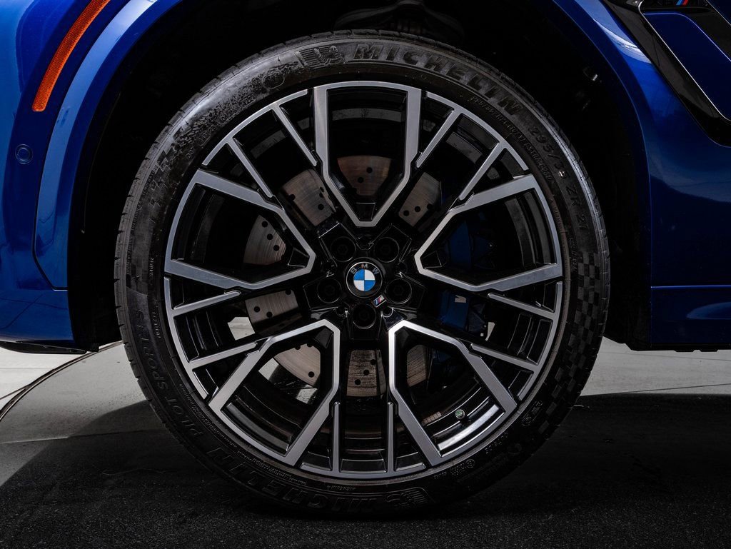 Used 2025 BMW X6 M Competition w/ Executive Package image 13