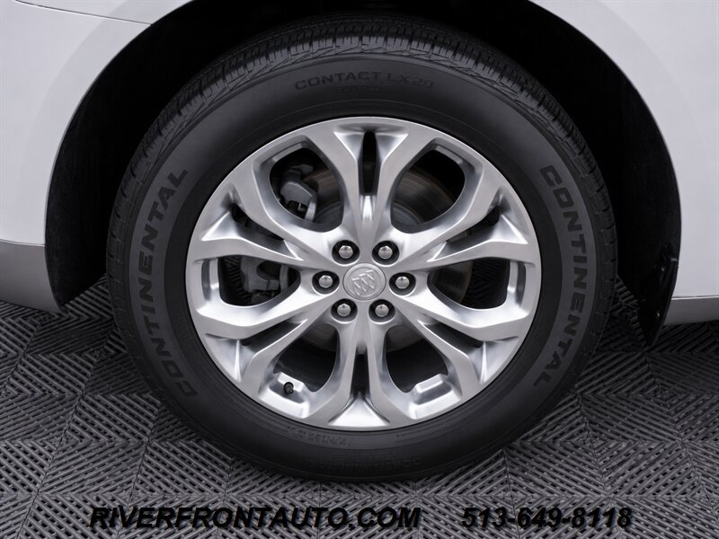 Used 2018 Buick Enclave Avenir w/ Avenir Technology Package AWD/4WD image 29