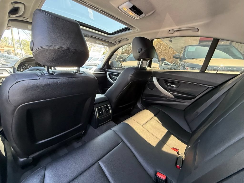 Used 2016 BMW 320i Sedan RWD image 35