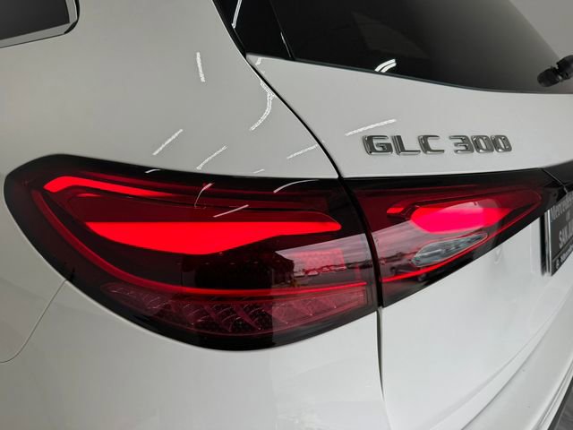 New 2026 Mercedes-Benz GLC 300 image 34