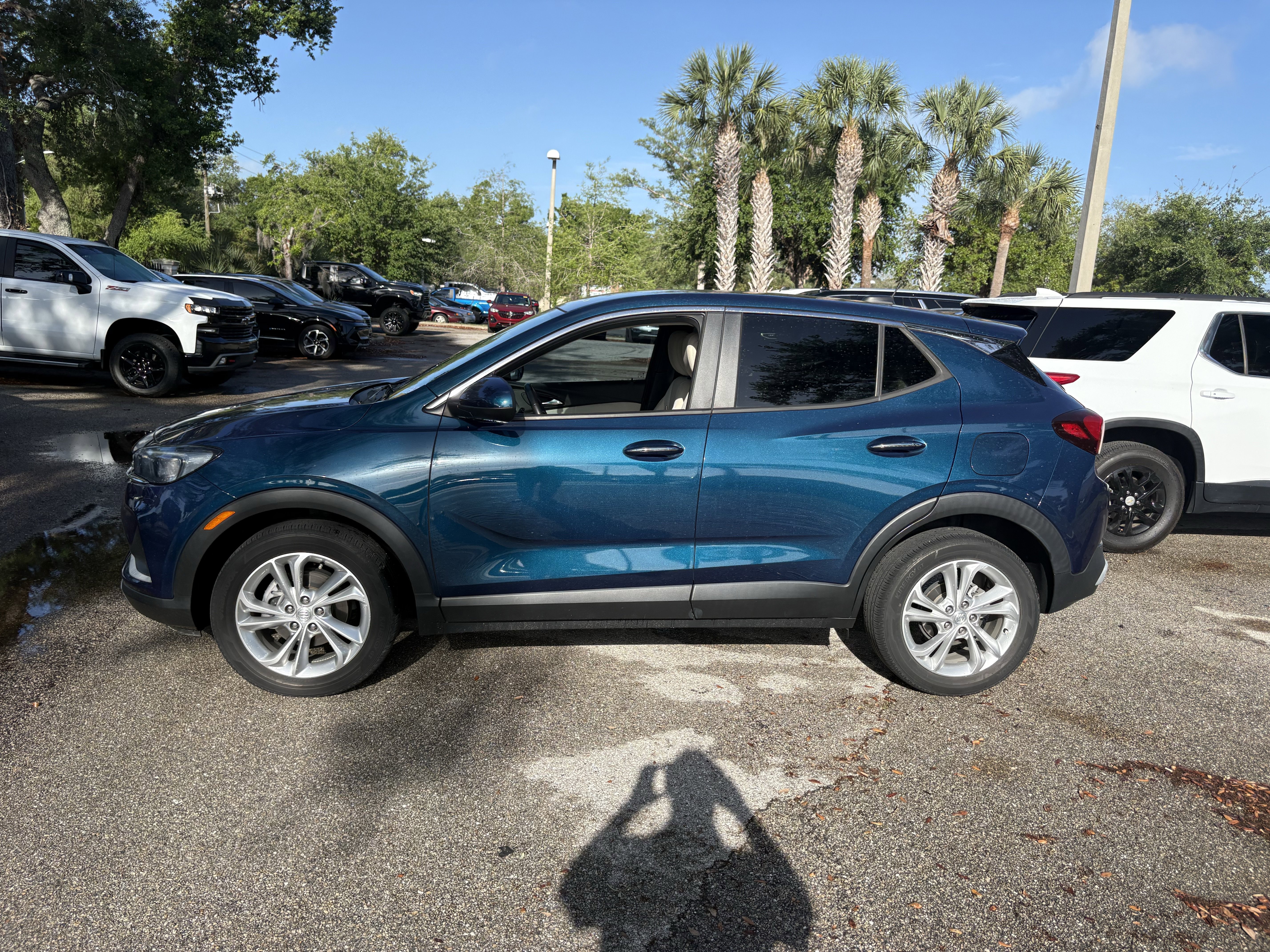 Used 2021 Buick Encore GX Preferred image 4
