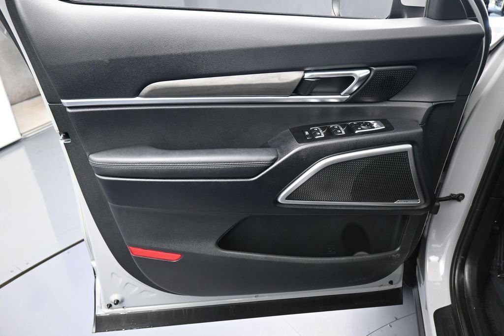 Used 2024 Kia Telluride EX X-Line AWD/4WD image 13