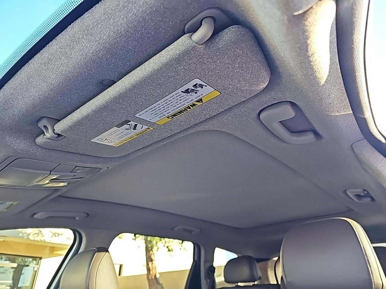 Used 2019 Hyundai Santa Fe AWD image 9