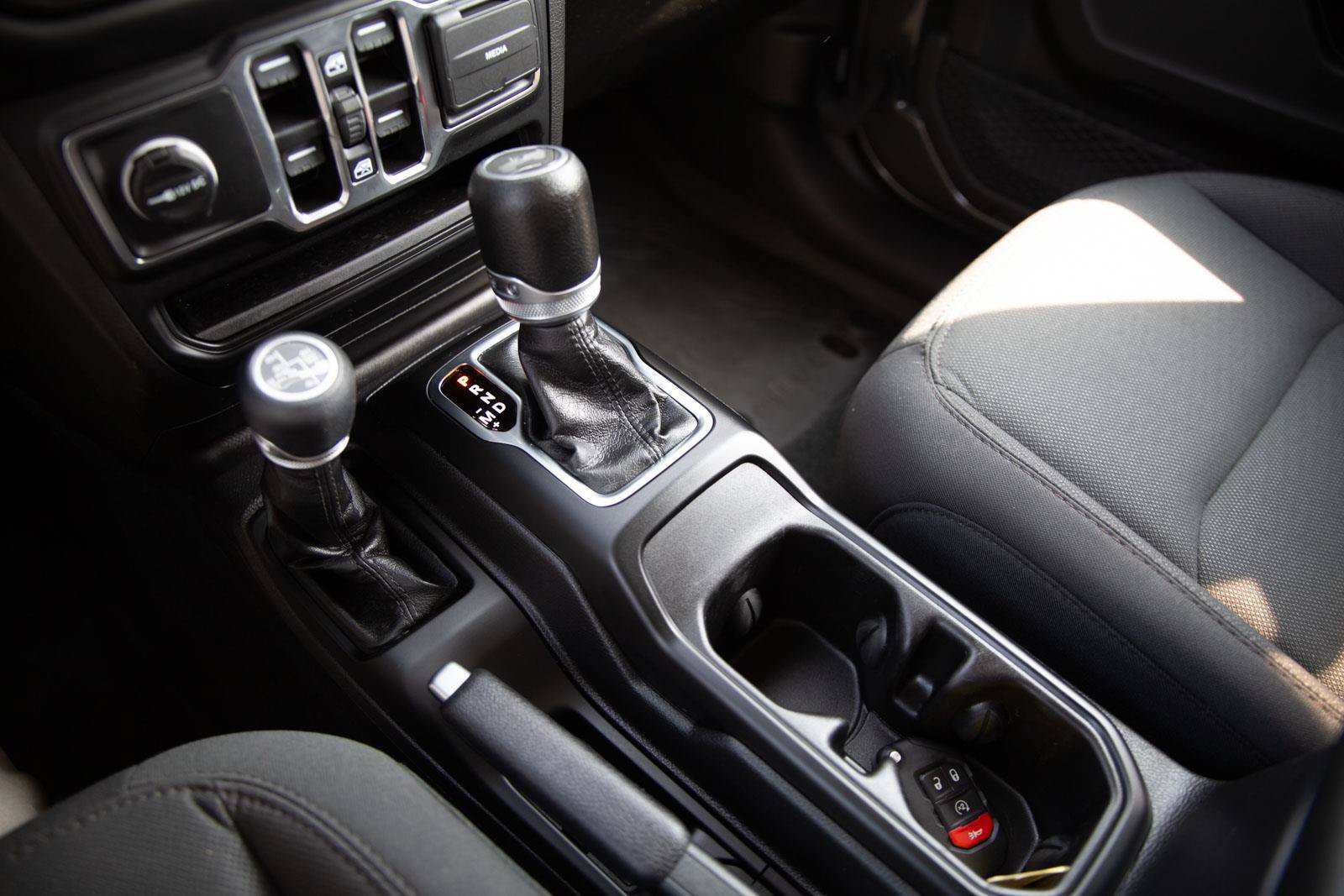 Used 2023 Jeep Wrangler Unlimited w/ Cold Weather Group AWD/4WD image 16