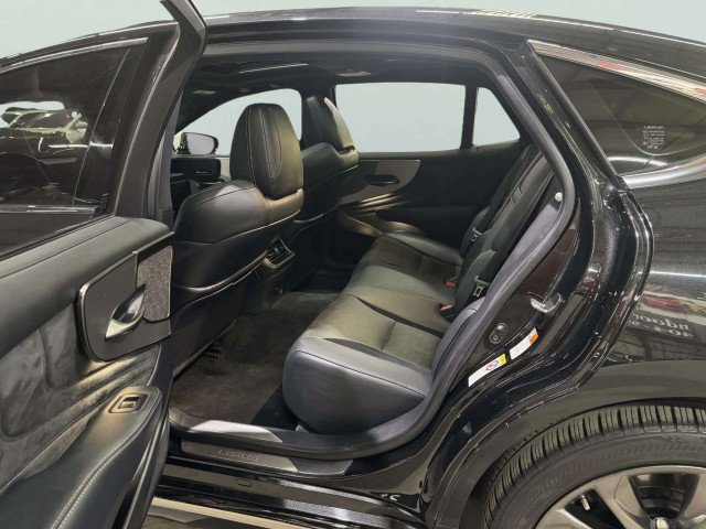 Used 2018 Lexus LS 500 F Sport w/ Accessory Package (Z1) image 26