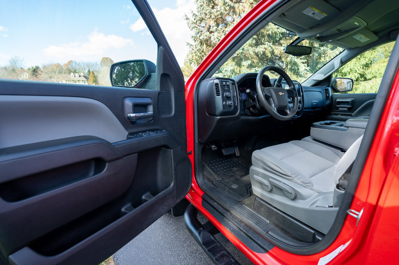 Used 2018 Chevrolet Silverado 1500 Custom image 10