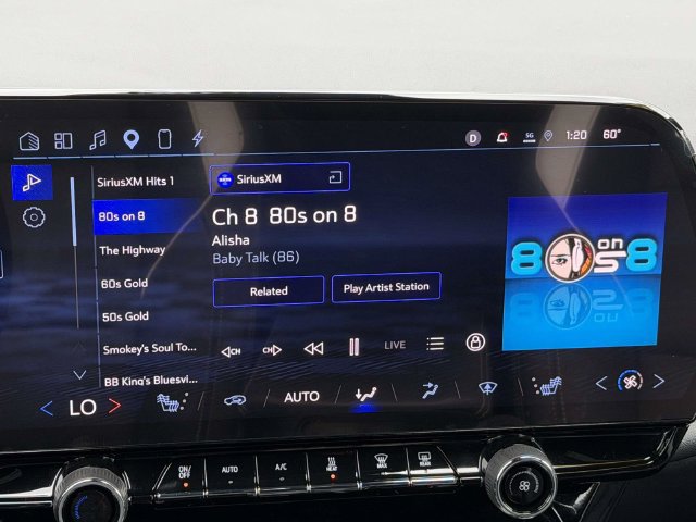 Used 2024 Chevrolet Blazer EV LT AWD/4WD image 19
