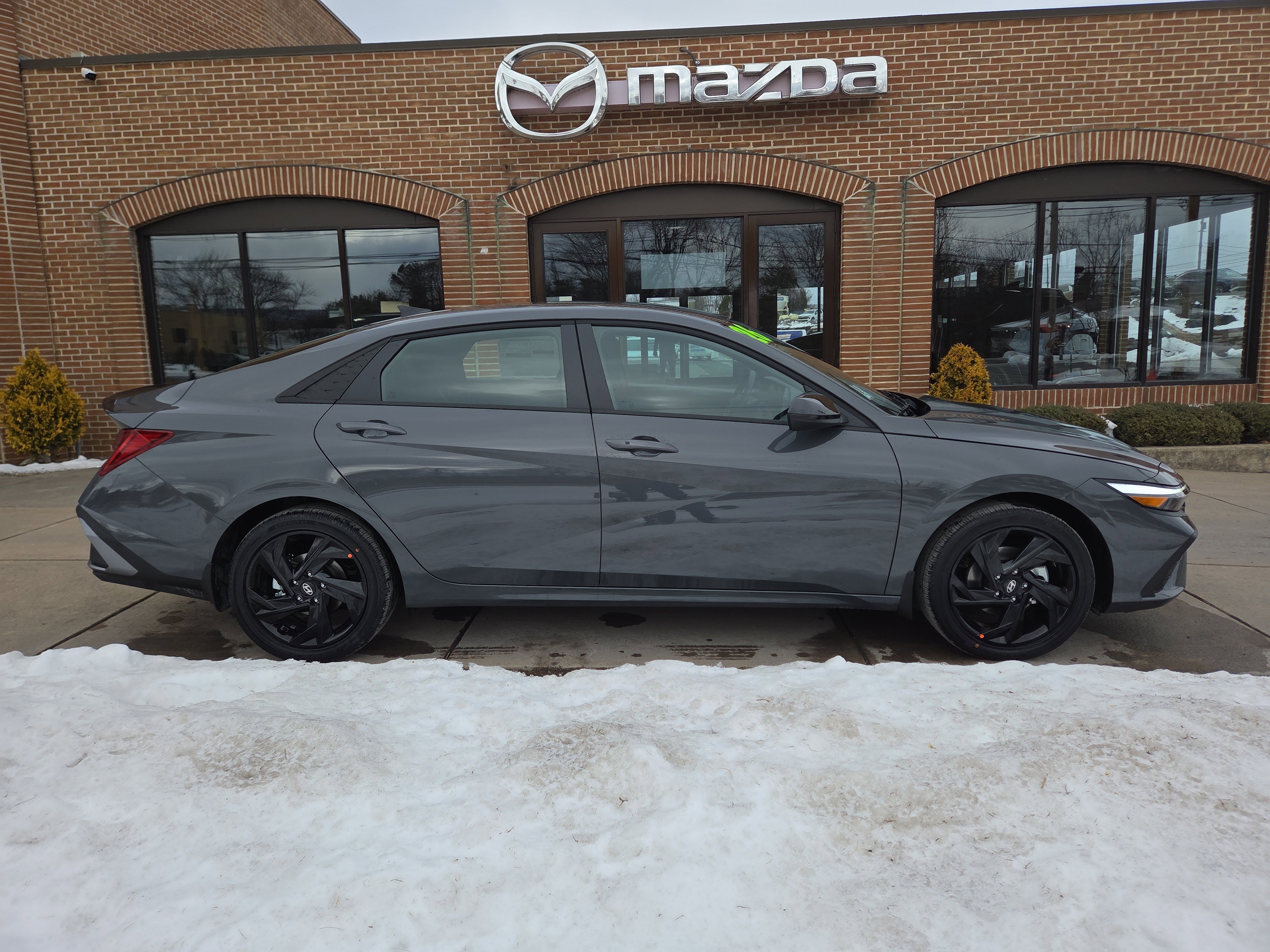 New 2026 Hyundai Elantra Sport video 2