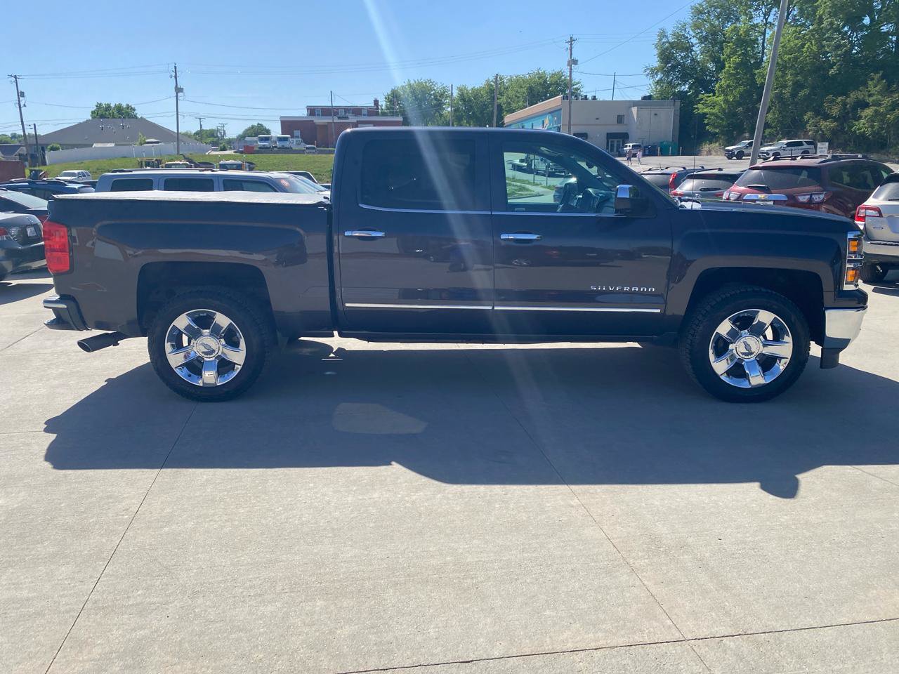 Used 2015 Chevrolet Silverado 1500 LTZ Z71 w/ LTZ Plus Package AWD/4WD image 5