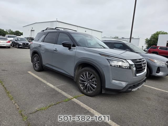 Certified 2024 Nissan Pathfinder SL w/ SL Premium Package FWD image 6