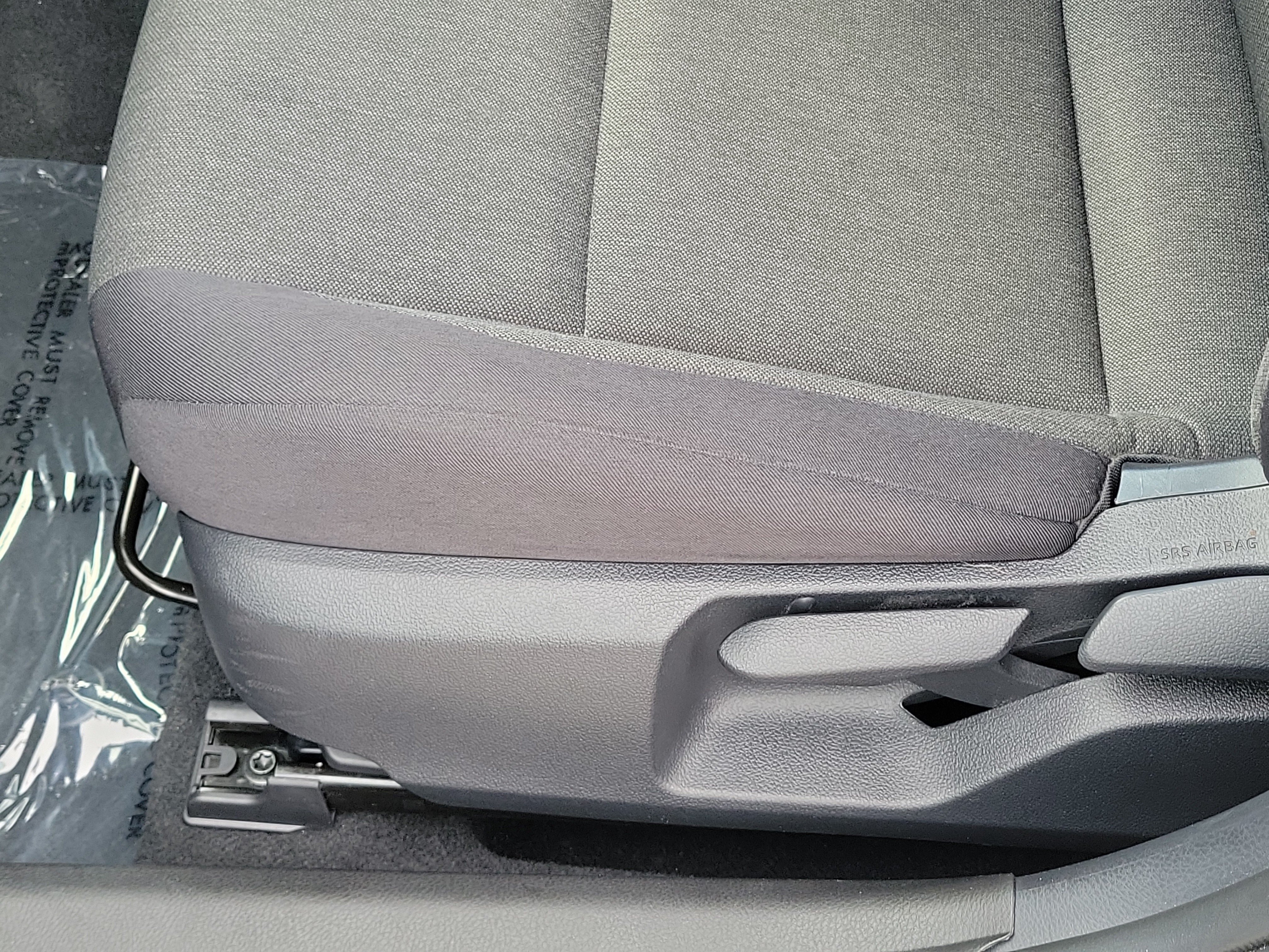 Used 2025 Toyota Camry LE FWD image 11