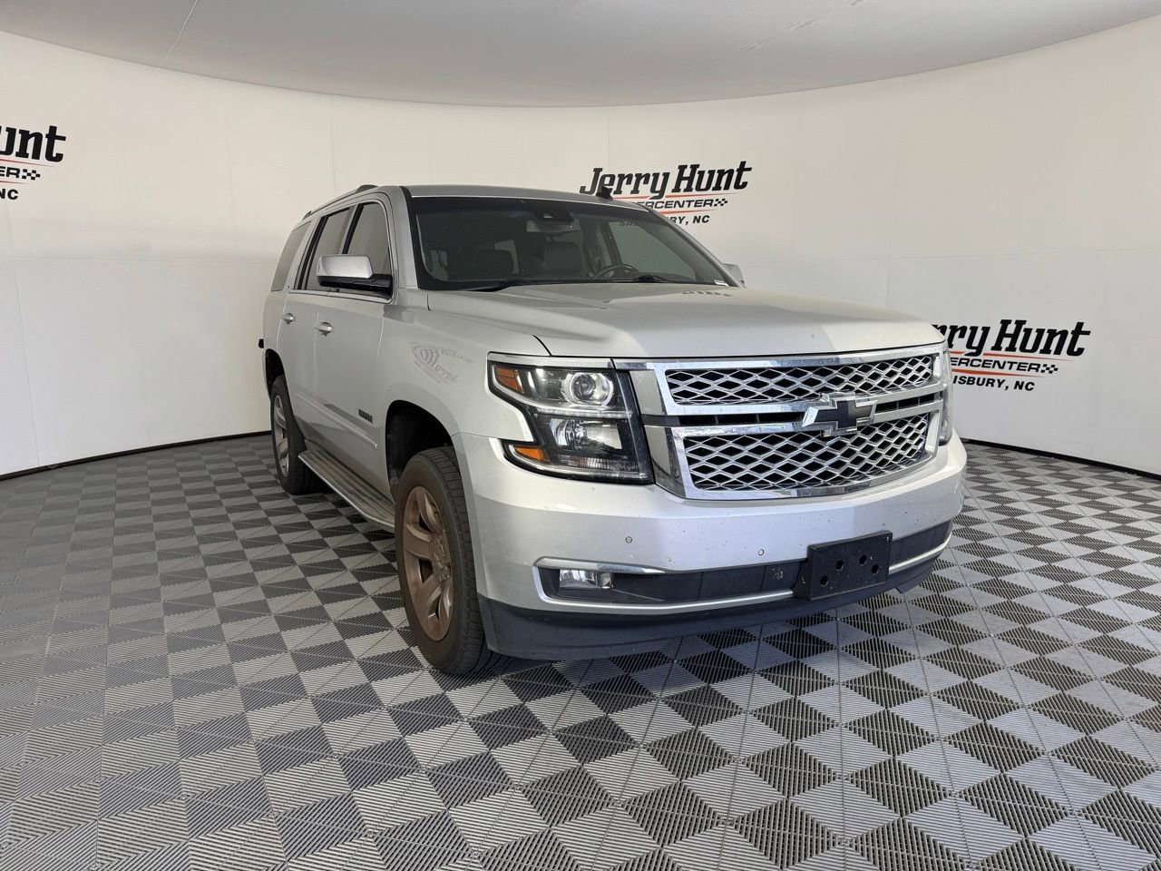 Used 2015 Chevrolet Tahoe LTZ RWD image 10
