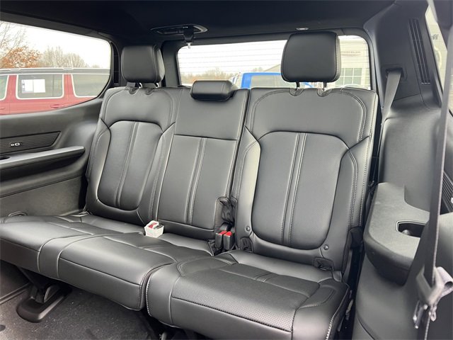 New 2026 Jeep Grand Wagoneer 4WD w/ Premium Group I image 7