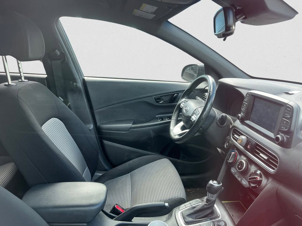 Used 2021 Hyundai Kona Night w/ Winter Weather Package image 11