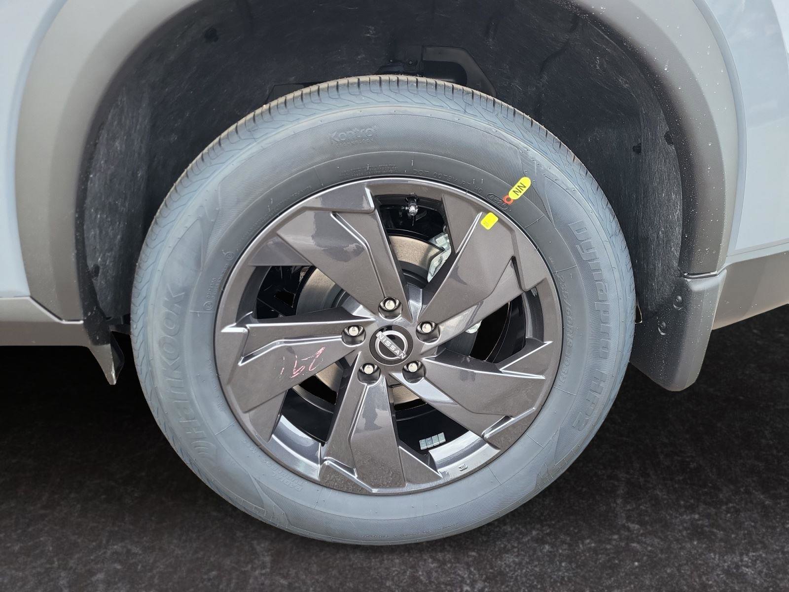 New 2026 Nissan Rogue SV w/ Cold Weather Package image 27