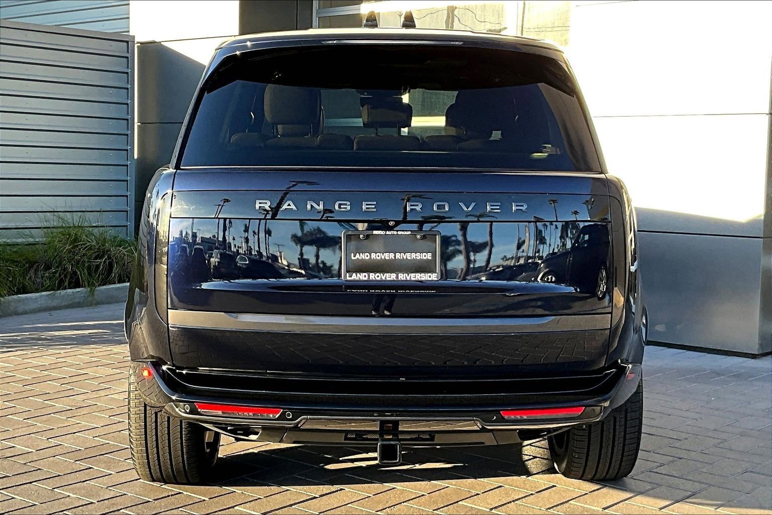 Certified 2025 Land Rover Range Rover SE AWD/4WD image 4