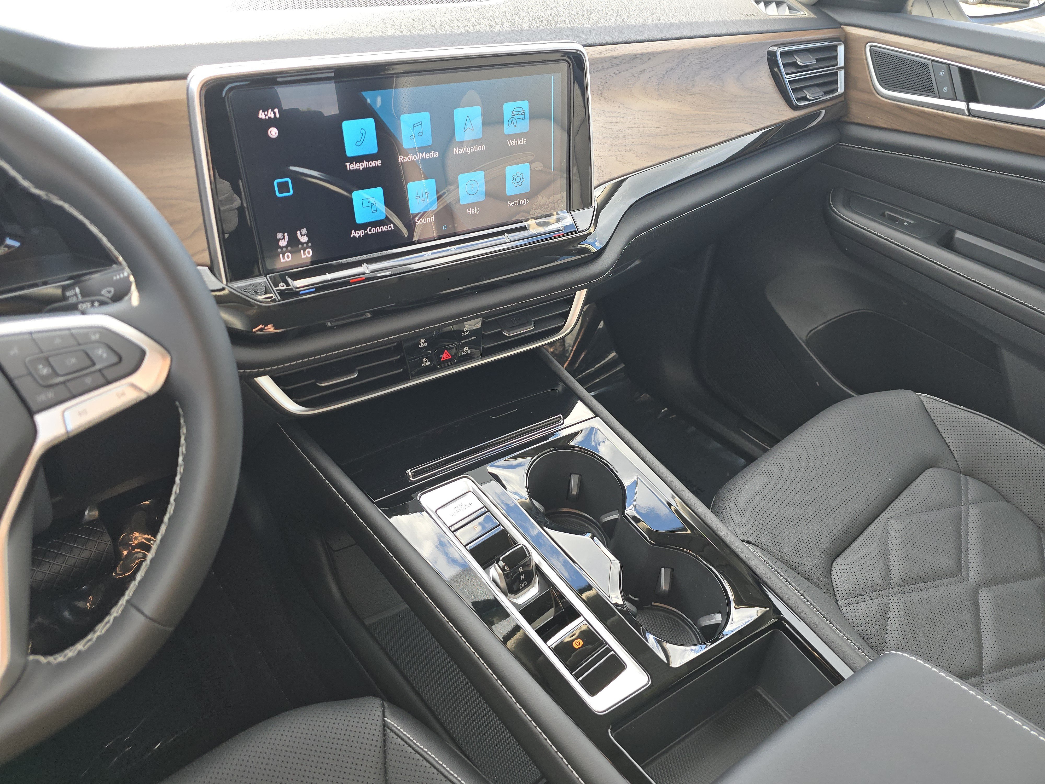 New 2026 Volkswagen Atlas SE AWD/4WD image 23