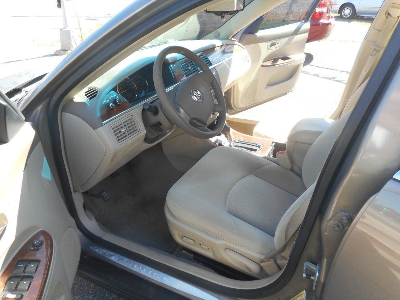 Used 2006 Buick LaCrosse CX FWD image 11