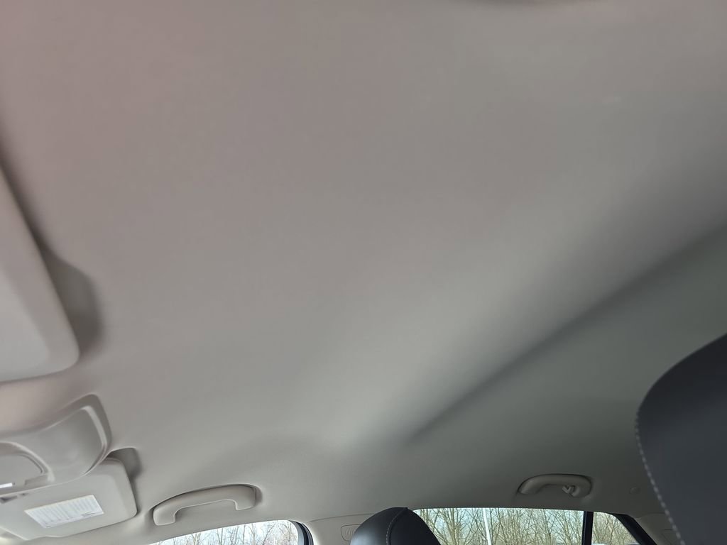 Used 2023 Buick Envision Preferred w/ Sport Touring Package image 31