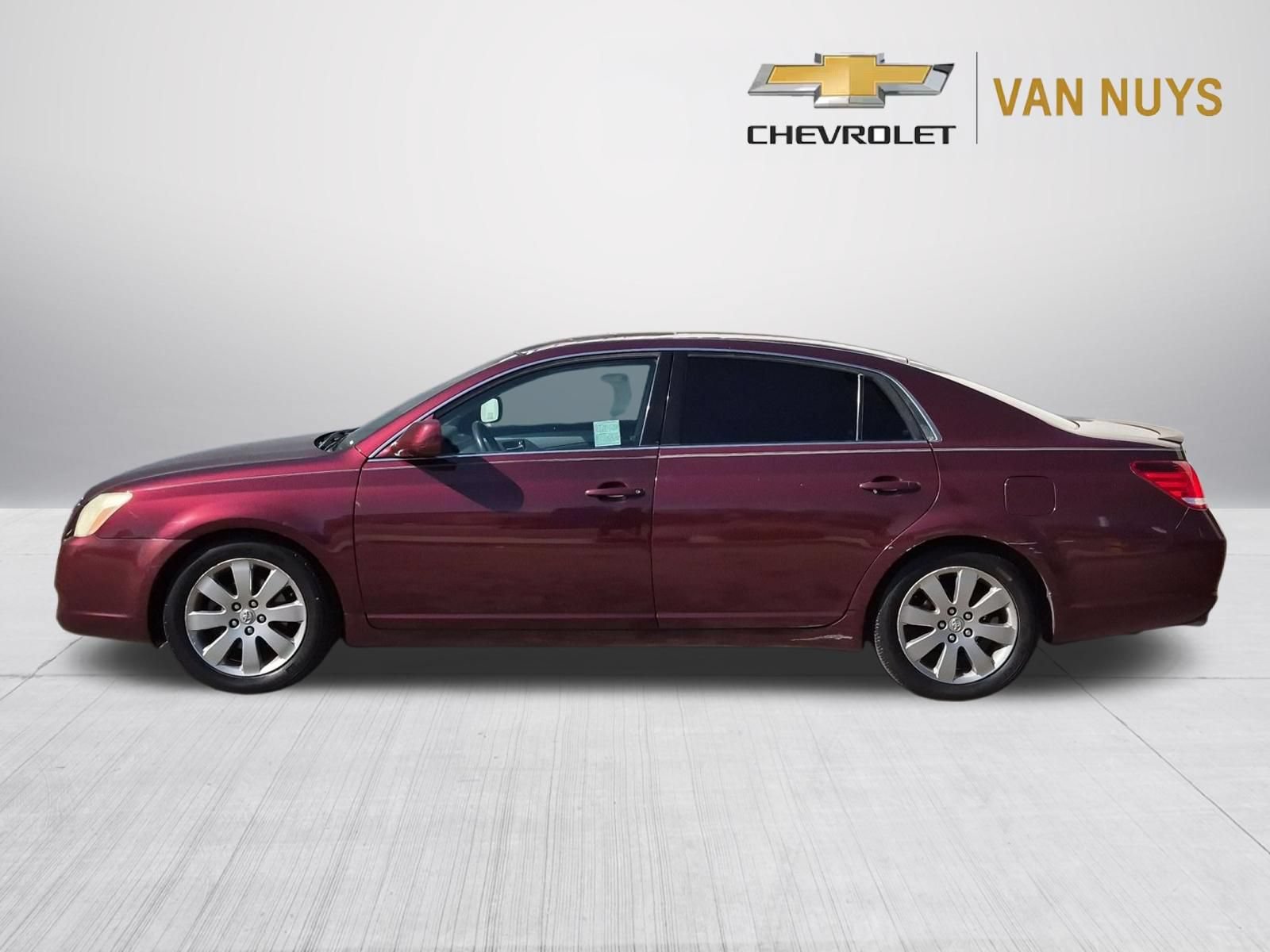 Used 2005 Toyota Avalon Touring FWD image 8
