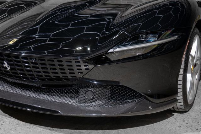 Used 2021 Ferrari Roma image 39
