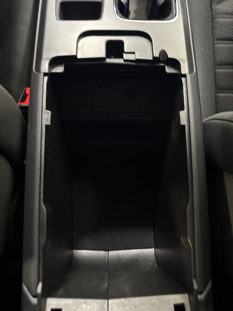 Used 2020 Ford Fusion SE AWD/4WD image 26