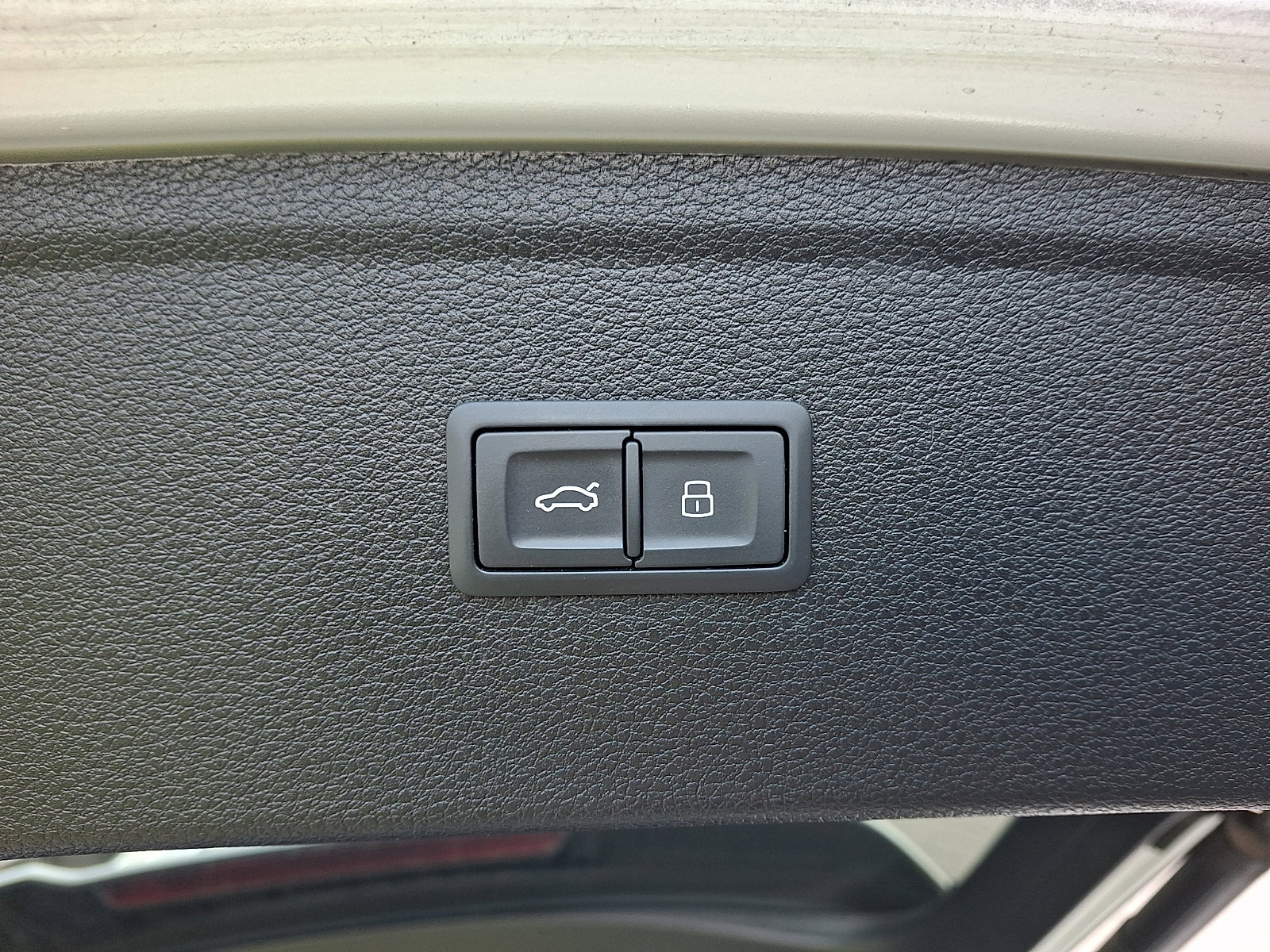 Used 2021 Audi SQ5 Premium Plus AWD/4WD image 31