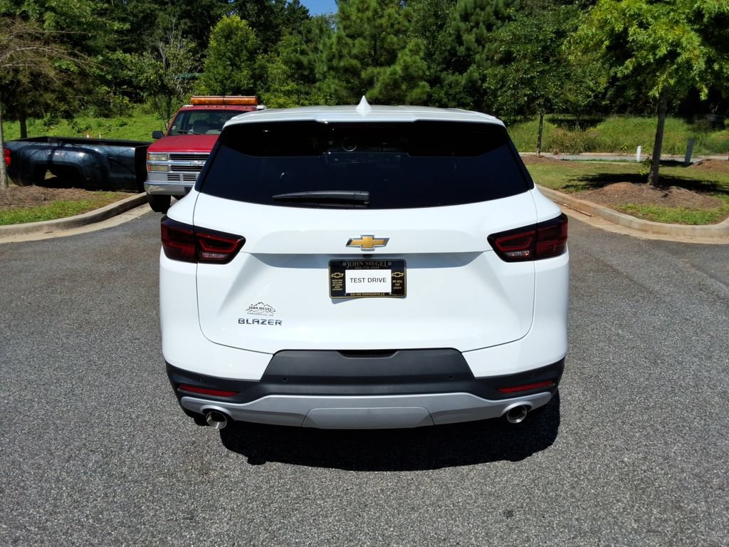 New 2026 Chevrolet Blazer LT FWD image 6
