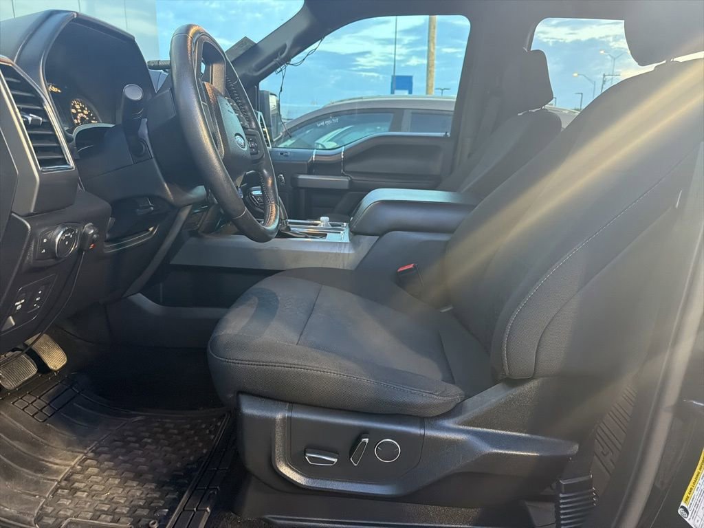 Used 2018 Ford F150 XLT w/ Equipment Group 302A Luxury AWD/4WD image 10