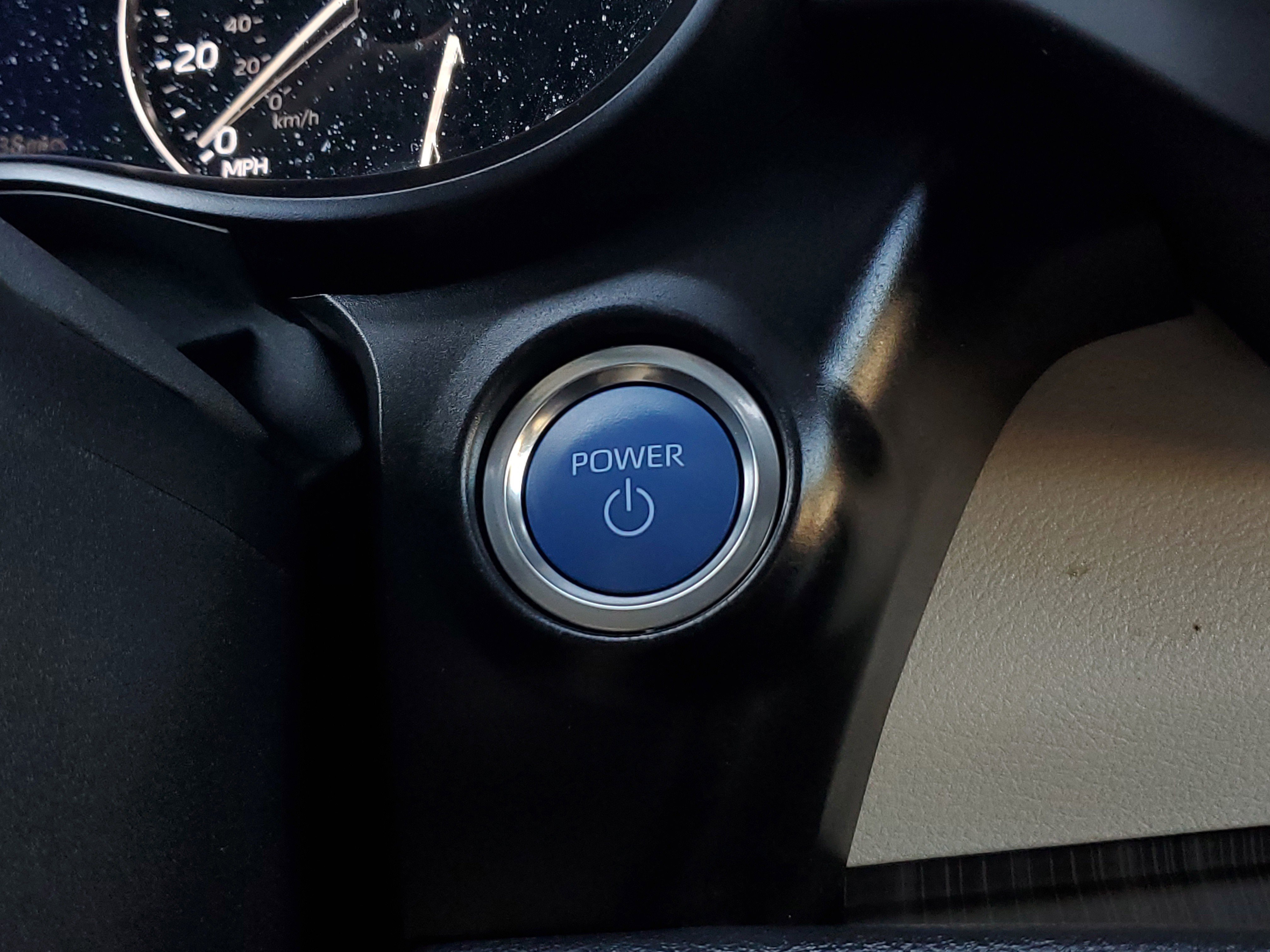 Used 2024 Toyota Sienna Limited FWD image 29