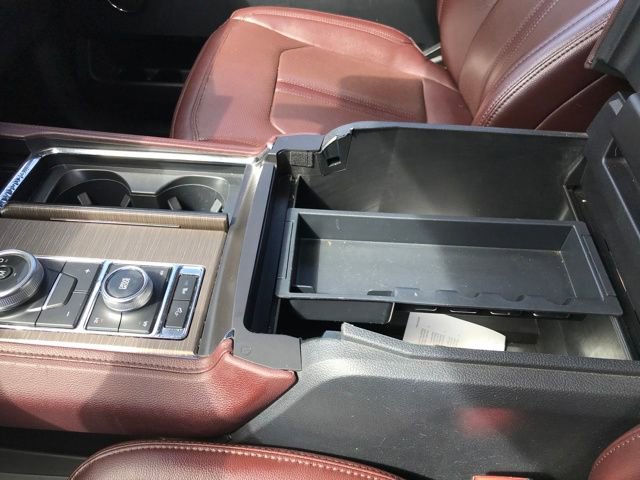 Used 2023 Ford Expedition Limited image 14