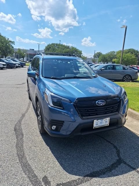 Used 2024 Subaru Forester Limited AWD/4WD image 4