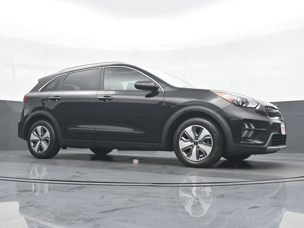 Used 2022 Kia Niro LX image 23