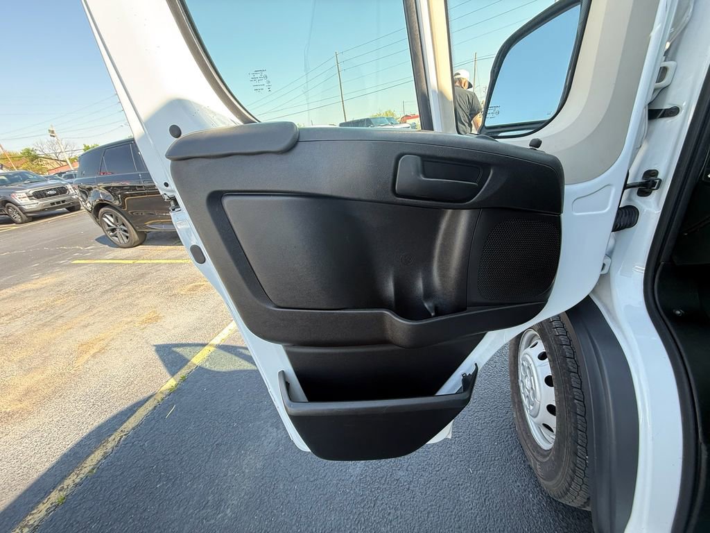Used 2018 RAM ProMaster 3500 w/ Premium Appearance Group image 11