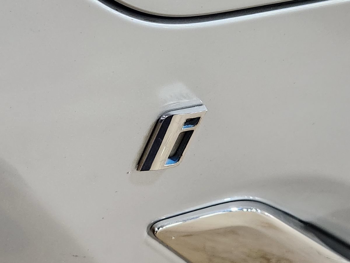 Used 2018 BMW 530e RWD image 24