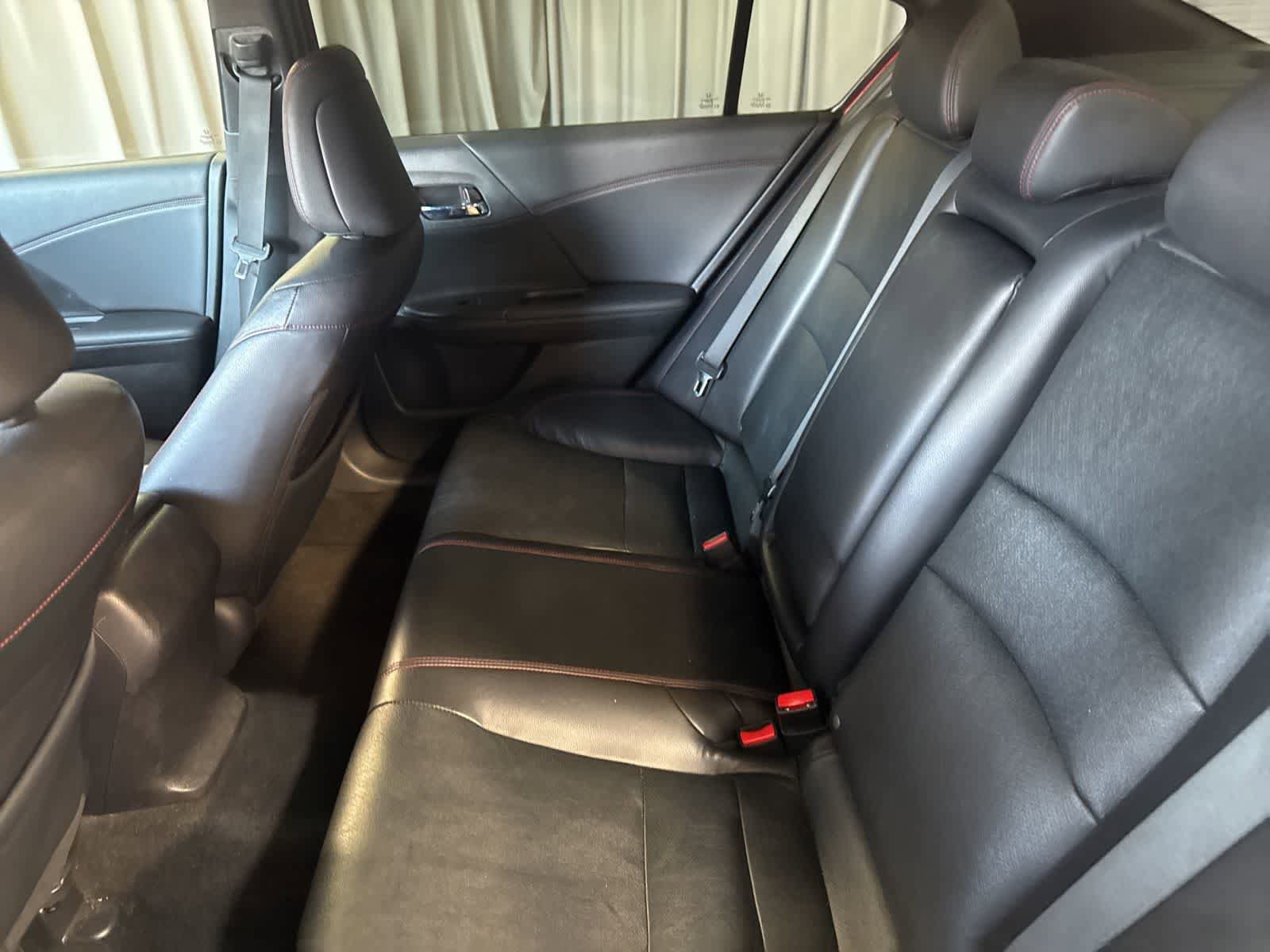 Used 2017 Honda Accord Sport Special Edition image 18