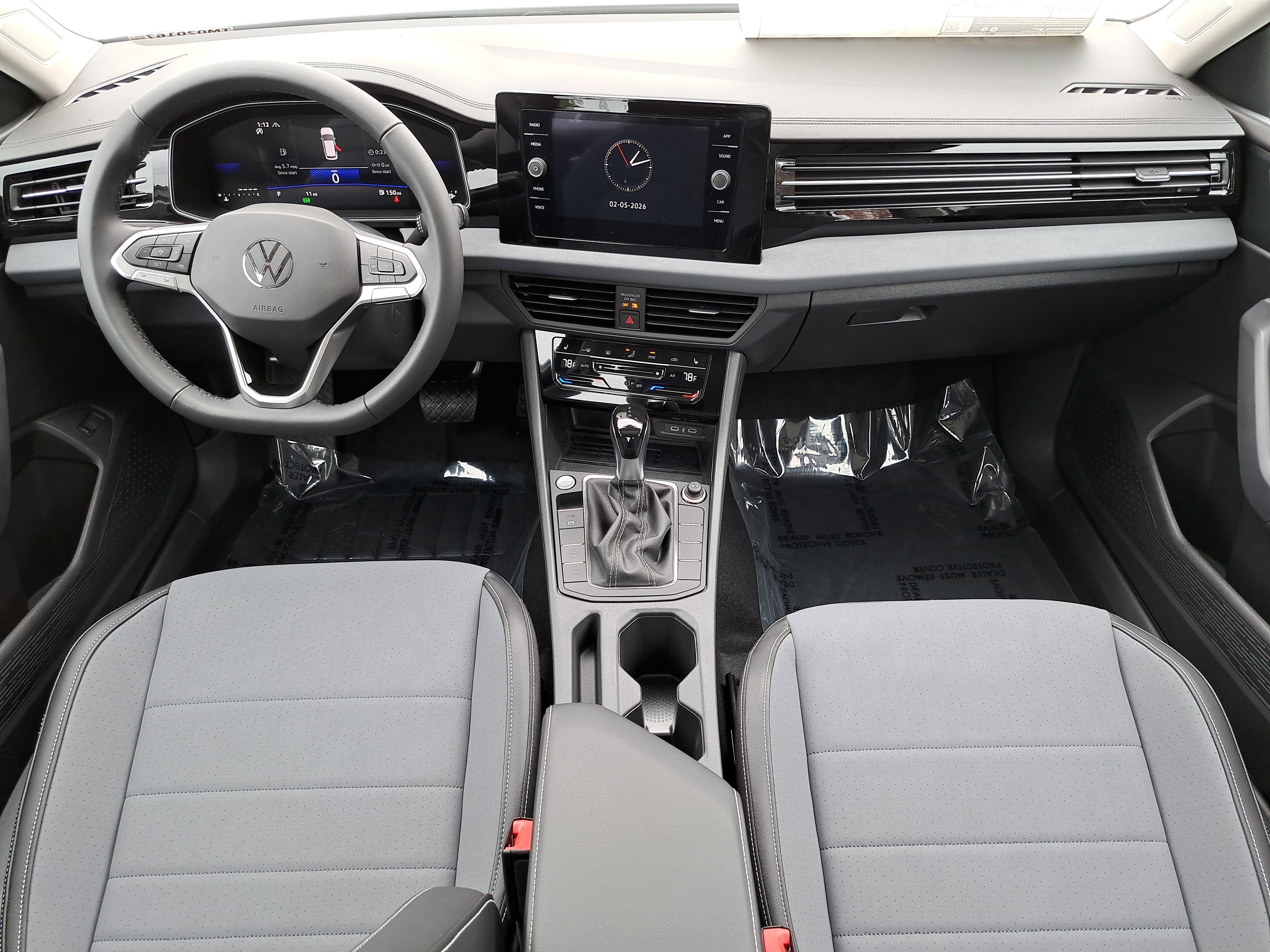 New 2026 Volkswagen Jetta SE FWD image 9