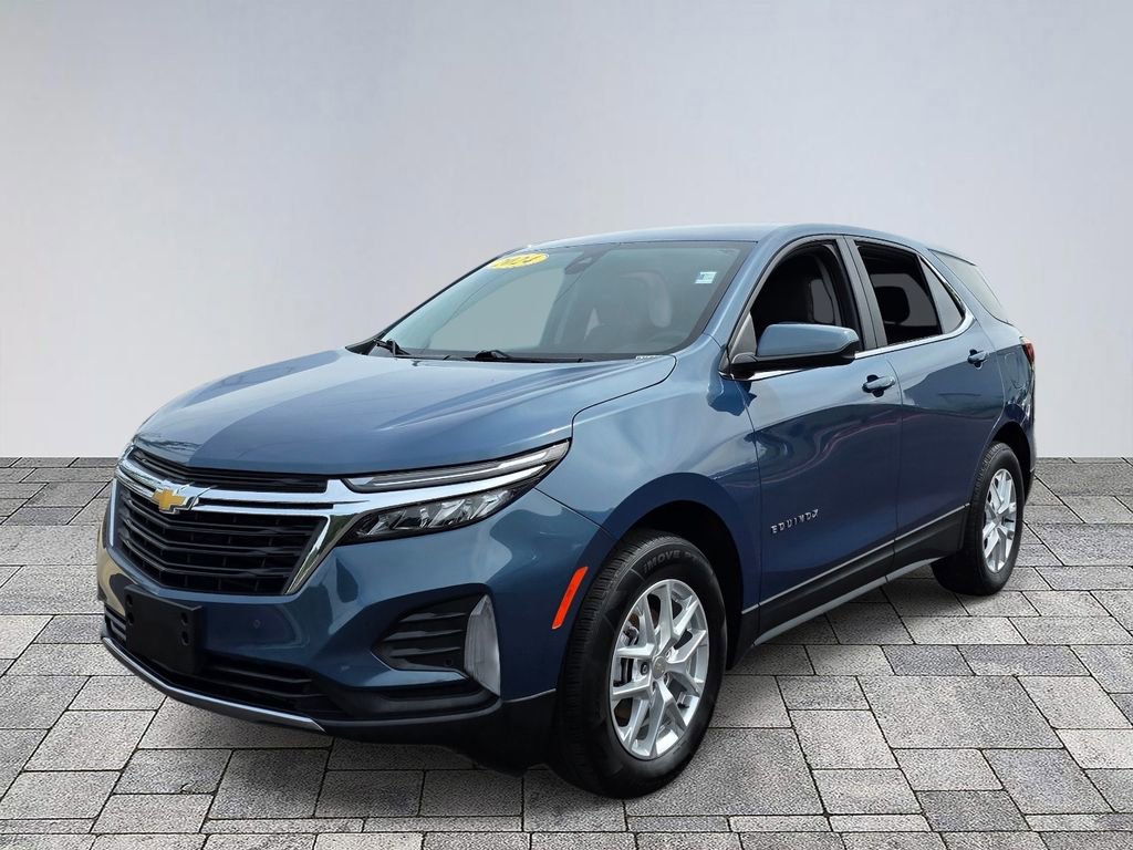 Used 2024 Chevrolet Equinox LT image 3