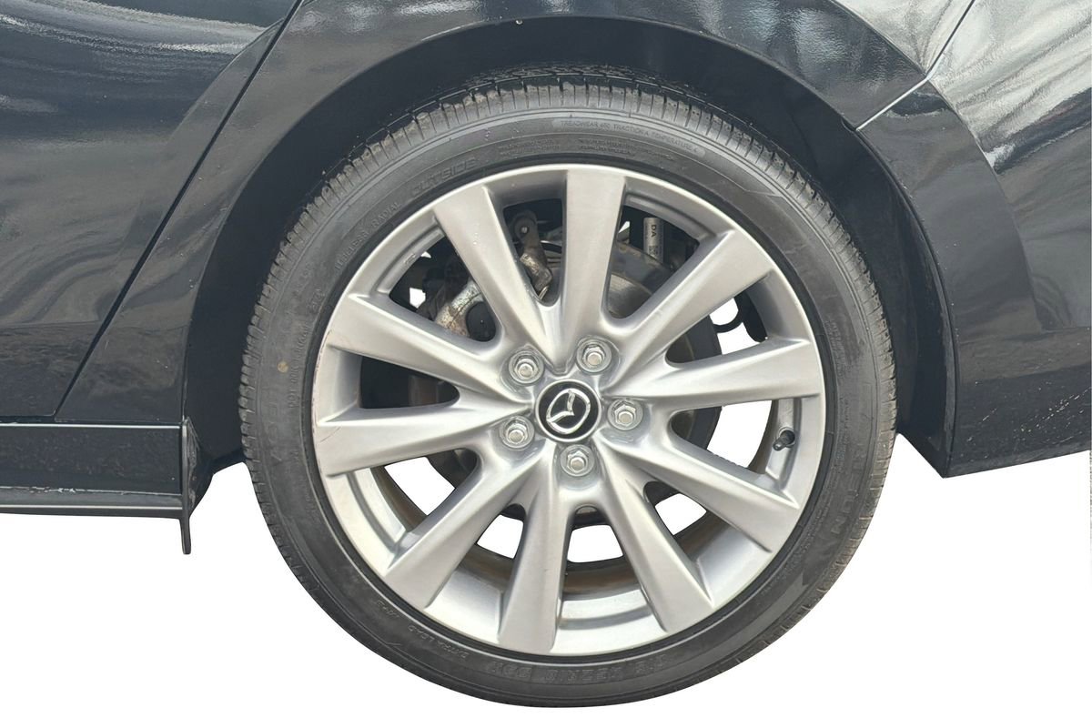 Used 2021 MAZDA MAZDA3 s image 24