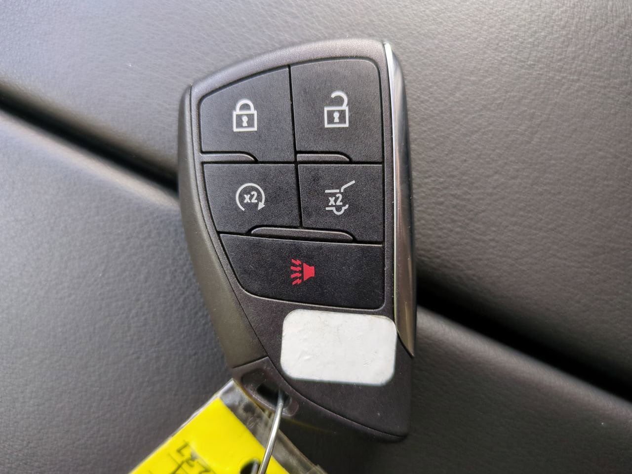Used 2023 Buick Envision Essence FWD image 28