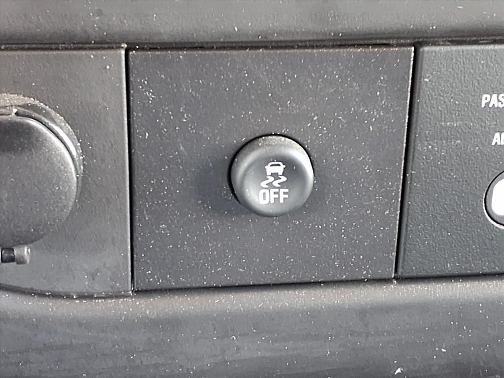 New 2025 Chevrolet Express 3500 w/ Power Convenience Package RWD image 14