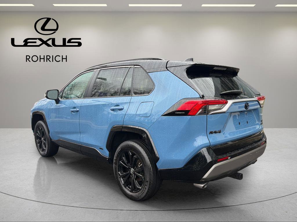 Used 2024 Toyota RAV4 XSE w/ Advanced Technology Package image 5